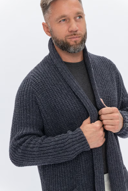 Natural gray merino wool cardigan for men, Scandinavian-style men's sweater, knitted cardigan with BENJAMIN pockets.
