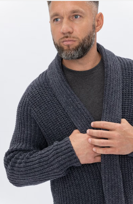 Natural gray merino wool cardigan for men, Scandinavian-style men's sweater, knitted cardigan with BENJAMIN pockets.